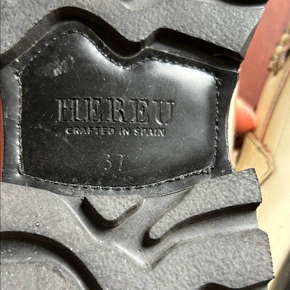 Hereu Soller Sport Custard | Size 37 - Picture 2 of 5